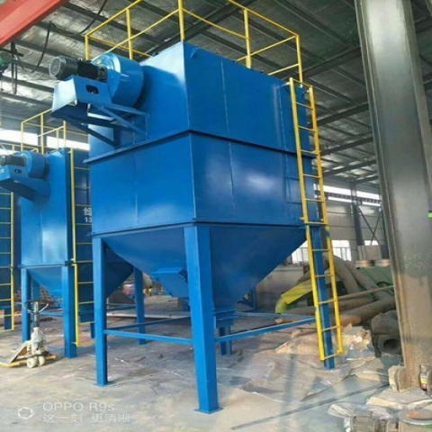 新疆除塵器???????在氣體分配板的作用下進入各收塵室